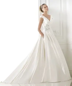 Елегантна сатенена A-линия сватбена рокля без гръб реколта сватбени рокли 2023 булката рокля